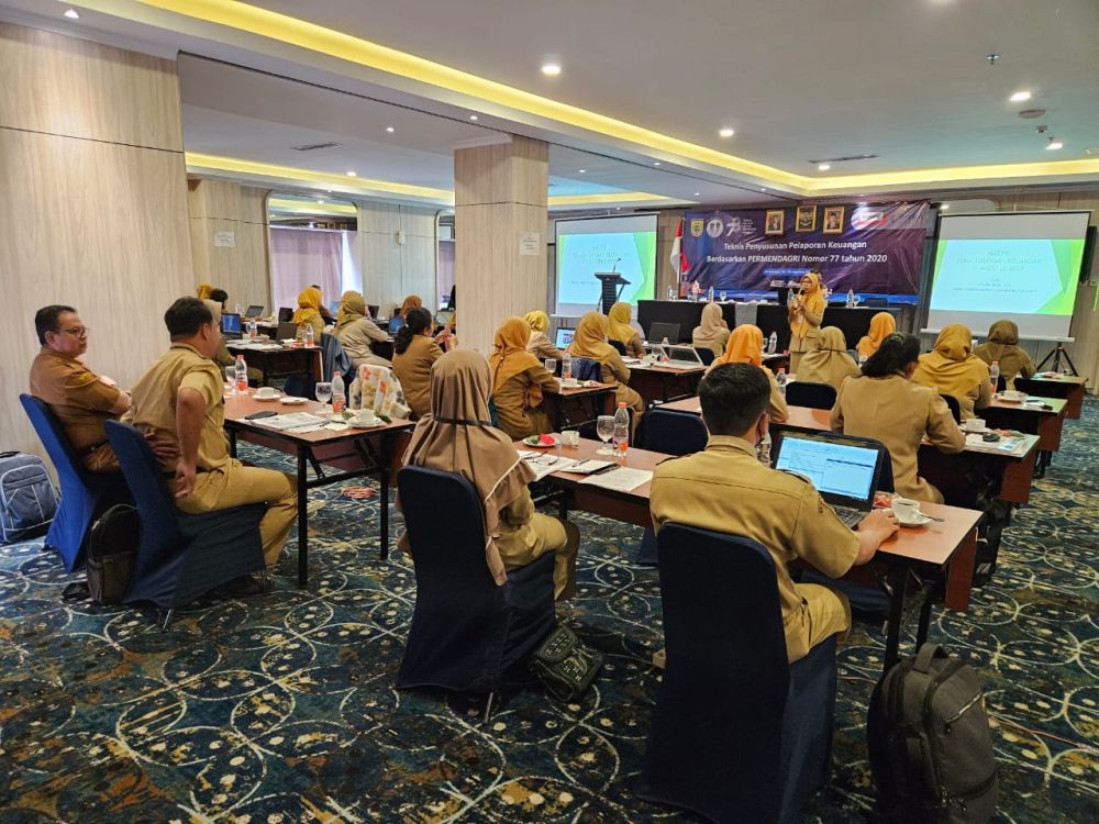Pelatihan penyusunan keuangan dalam upaya meningkatkan akuntabilitas dan transparansi